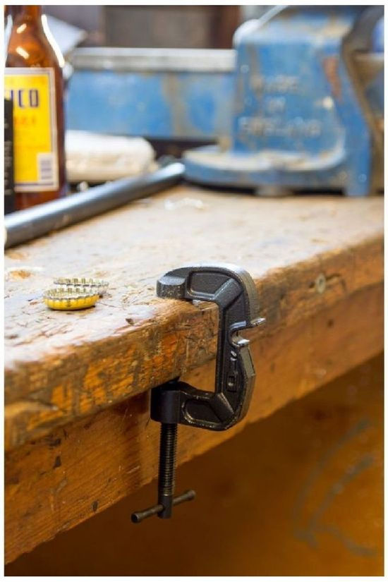 Suck UK Gadget G-Clamp Flesopener Black