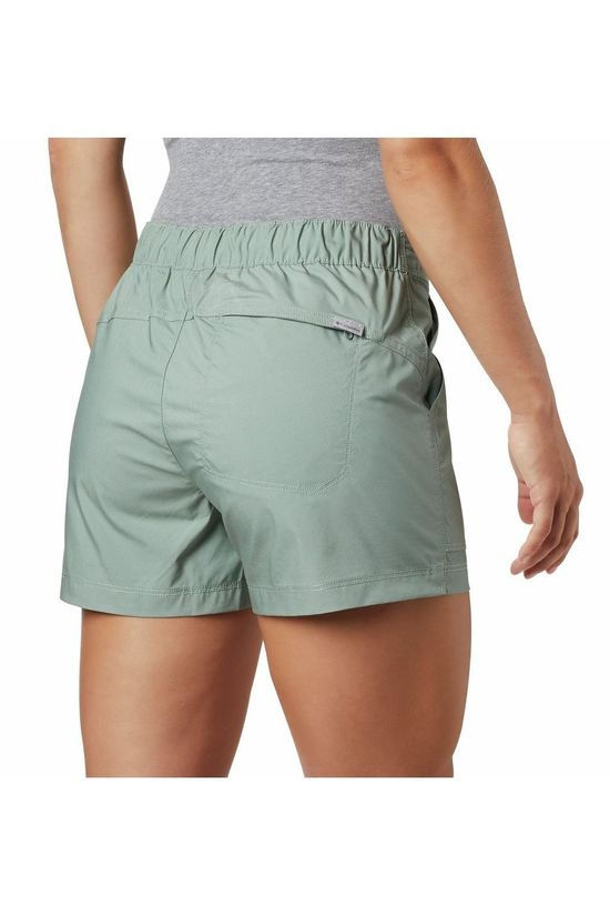 Columbia Short Longer Days light green