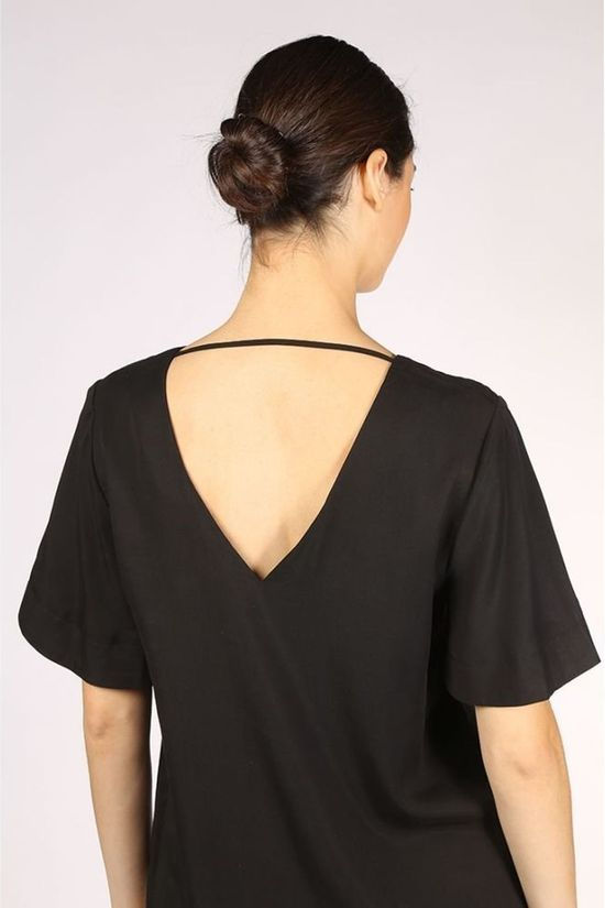 B.Young Jurk Byinga V-Neck Black