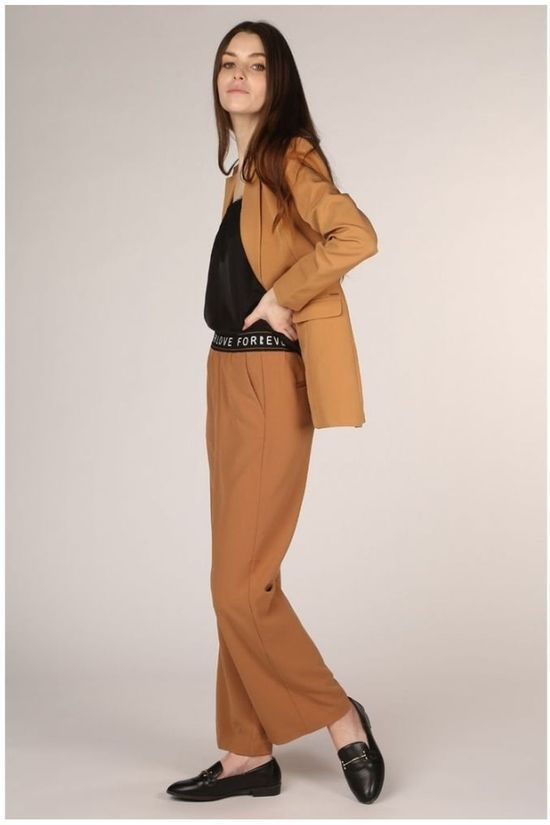 B.Young Blazer Byelinor Camel Brown