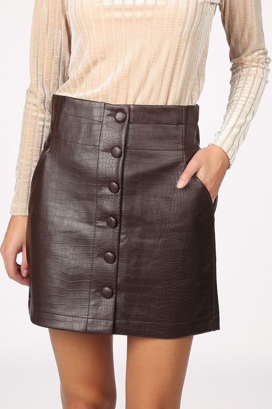 B.Young Rok Bycroco dark brown