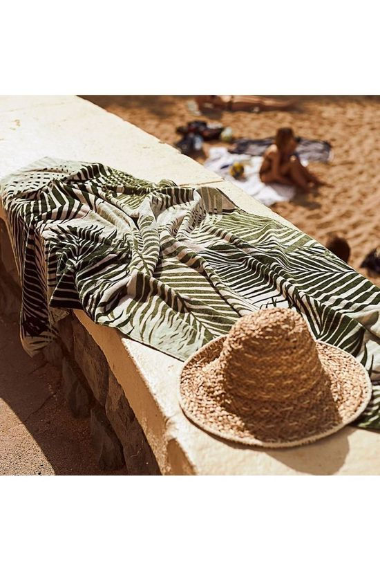 Slowtide Strandhanddoek Hala Beach Green/Ass. Flower