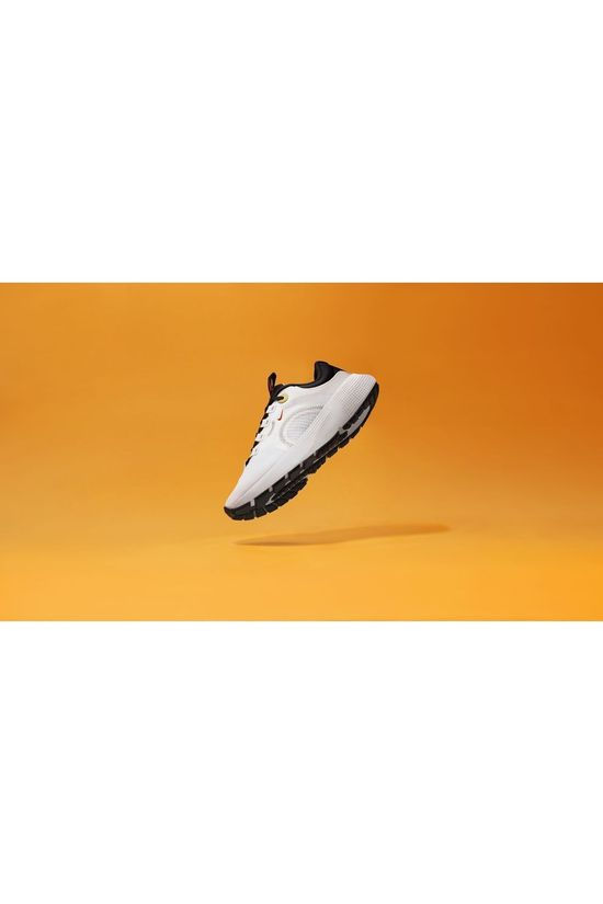 Nike Schoen Escape Run white/gold