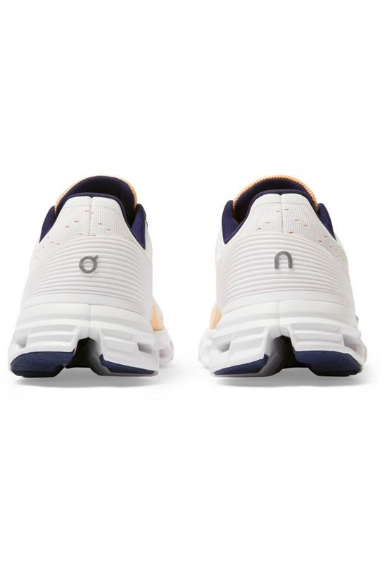 On Running Schoen Cloudstratus off white