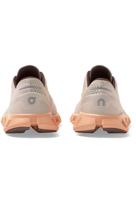 On Running Schoen Cloud X vanille